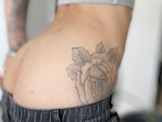 Ver la ficha detallada de DaneeSoHot