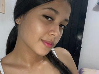 GenesisIsis - Sexe cam en vivo - 27492560