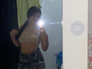 GenesisIsis - Live porn &amp; sex cam - 27492651