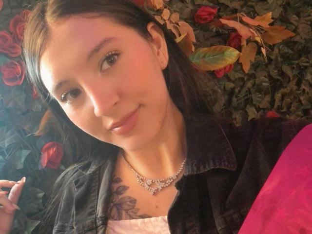 ZoeCortes - сексуальная веб-камера в реальном времени - 27493330