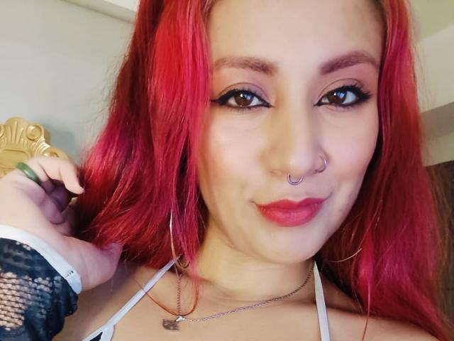 LarissaMiller - Élő pornó és szexkamera - 27493596