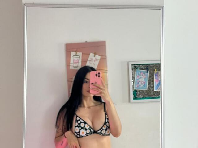 IsabellaJames - Élő pornó és szexkamera - 27495311