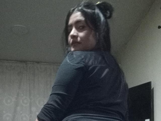 ArianithaXox - Live porn &amp; sex cam - 27496830