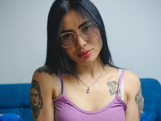 LiaVega - Live sex cam - 27498923