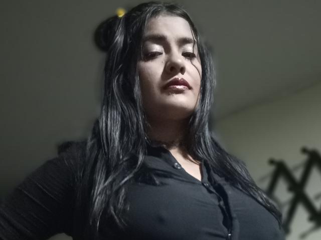 ArianithaXox - Sexe cam en vivo - 27501415