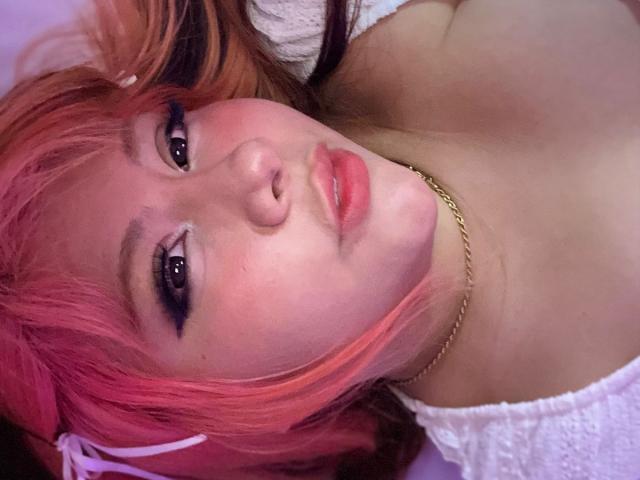 LinaMoon - Live sex cam - 27502500