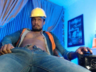 ElCaballeroNegro - Live porn &amp; sex cam - 27503900