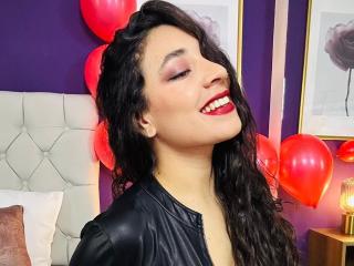 PolinePrincesse - Live sex cam - 27512496