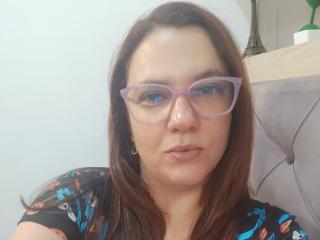 AmeliaWilson - Élő pornó és szexkamera - 27513210