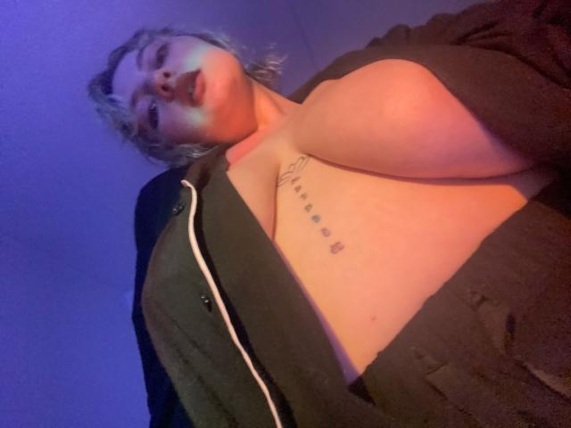 CocoVolkov - Live porn &amp; sex cam - 27515653