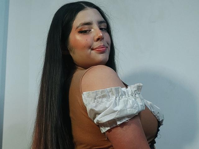 PaolaLyon - Live sex cam - 27526181