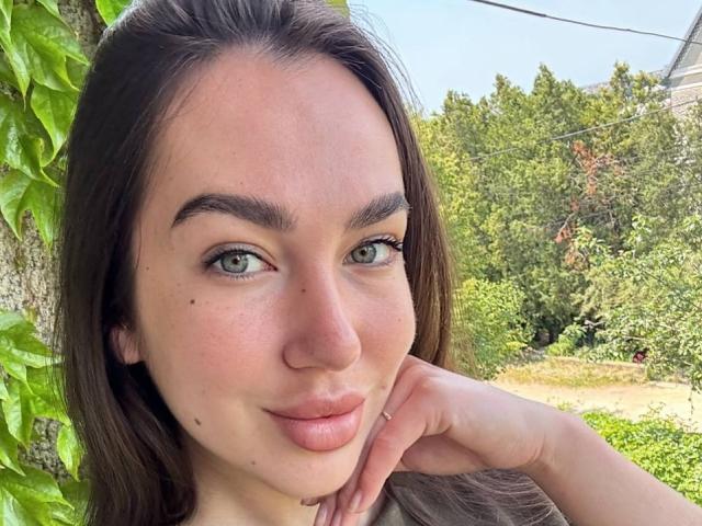 AraiaSheri - Live porn &amp; sex cam - 27527497