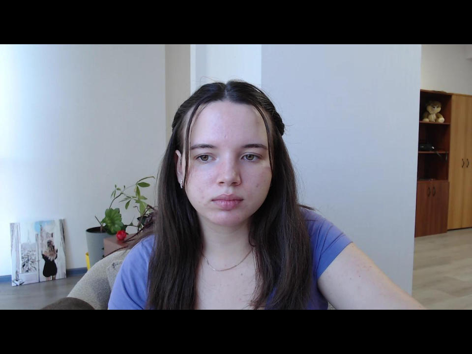 Yulianiya - Live porn &amp; sex cam - 27528141