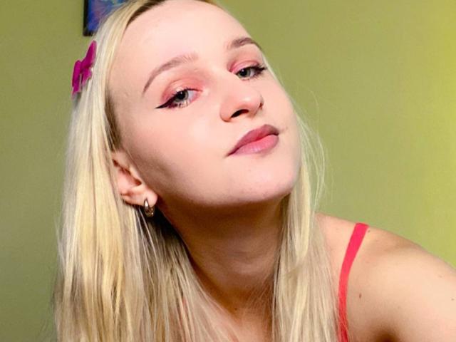 FoxyRox - Live porn &amp; sex cam - 27528750