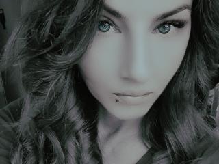 TonPlaisirDeReverBb - Live sex cam - 27531039