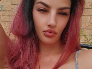TonPlaisirDeReverBb - Live sex cam - 27531060