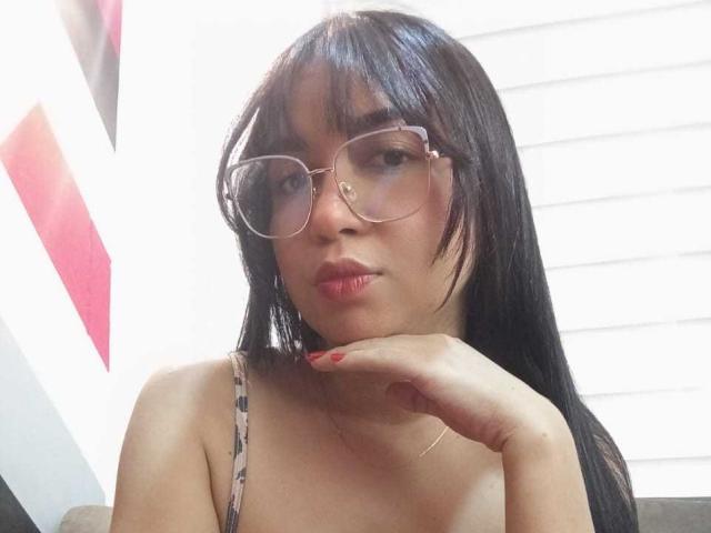 AliceSmity - Élő pornó és szexkamera - 27533846