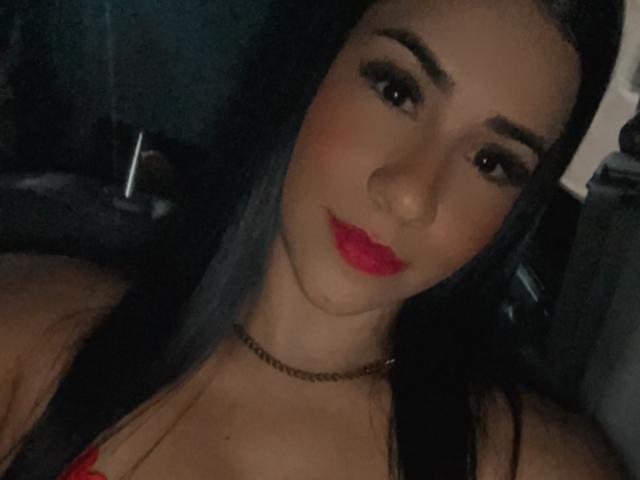 AmaiaCooper - פורנו בשידור חי ומצלמת סקס - 27536814