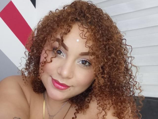 YeraCarey - Live sex cam - 27537780