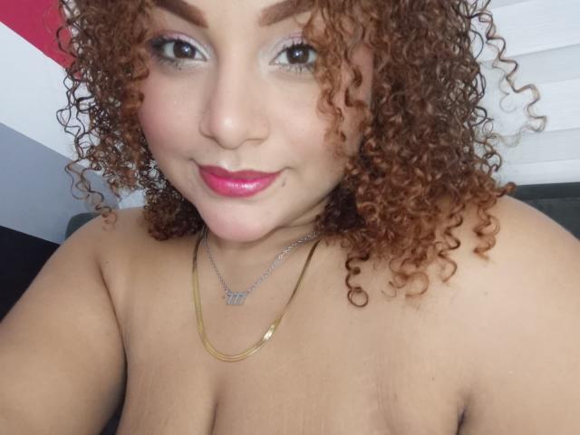 YeraCarey - Live sexe cam - 27537787