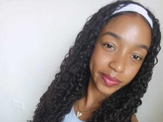 AlonnaGonzales - Sexe cam en vivo - 27538669