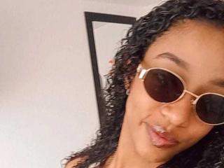 AlonnaGonzales - Sexe cam en vivo - 27538676