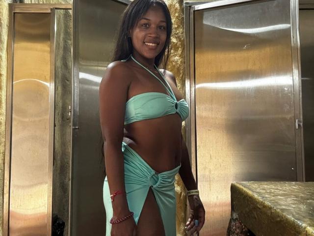TaniaDoux - Live Sex Cam - 27548308