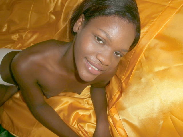 Bombasse - Sexe cam en vivo - 2755286