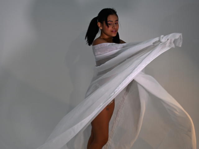 EmilyThompsonx - Sexe cam en vivo - 27553768