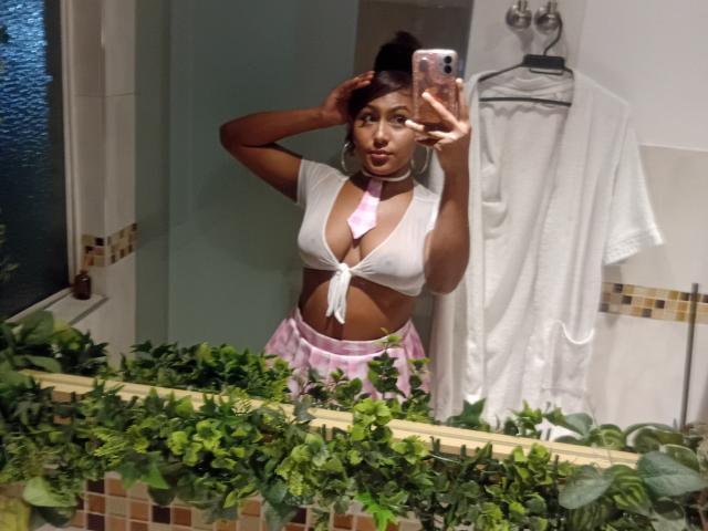 AmberQueeny - Live porn &amp; sex cam - 27553922