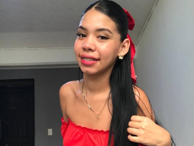 EmaGarces - Live porn &amp; sex cam - 27555476