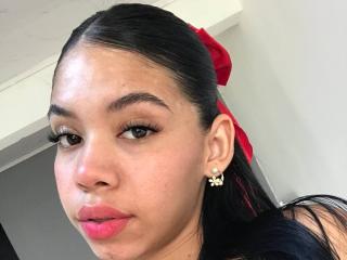 EmaGarces - Live porn &amp; sex cam - 27555490