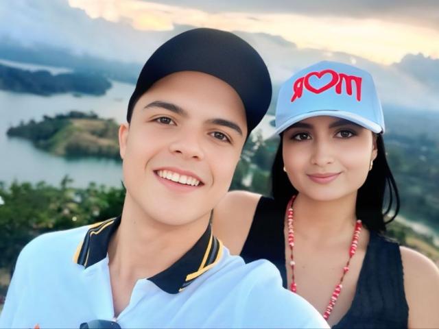 MeganAndKen - Live porn &amp; sex cam - 27556547