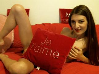 MarieFontaine - Webcam sex with a being from Europe Sexy girl 