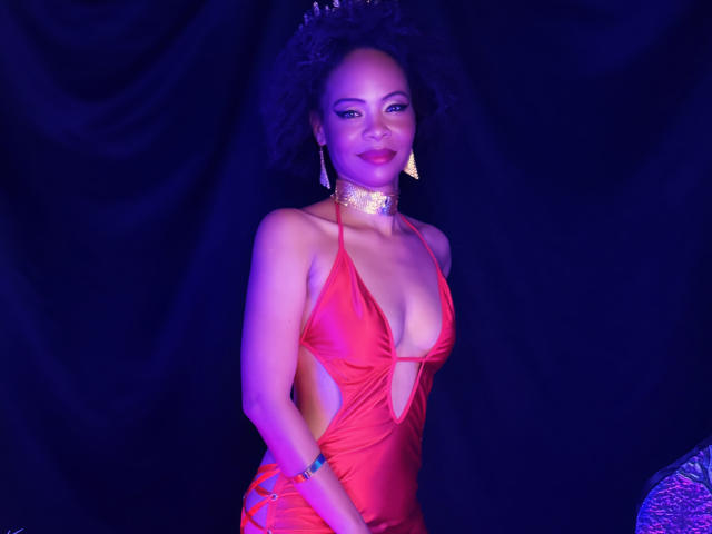 ChantalHaneke - Camera khiêu dâm &amp; quyến rũ trực tiếp - 27558164