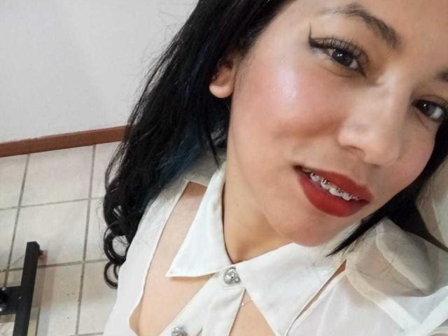 PaulinaColemann - Élő pornó és szexkamera - 27558654