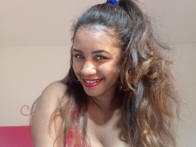 LayahCoquine - 라이브 포르노 &amp; 섹스 캠 - 27559984