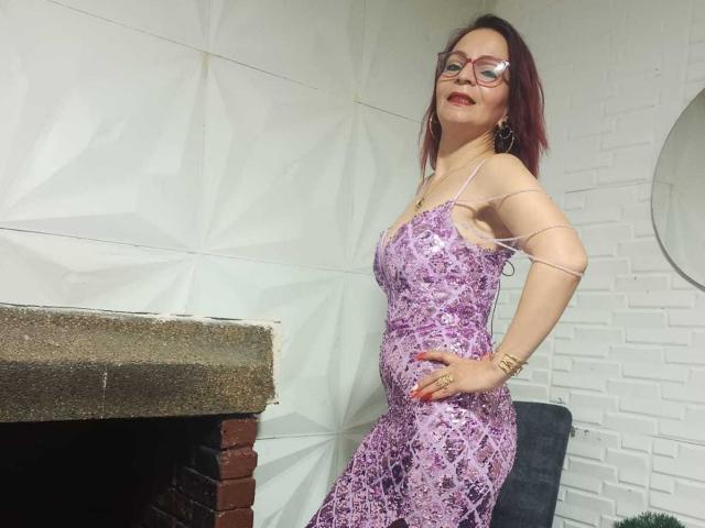 MissEllien - Live sex cam - 27562063