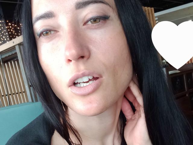 BellaJulls - Live porn &amp; sex cam - 27563715