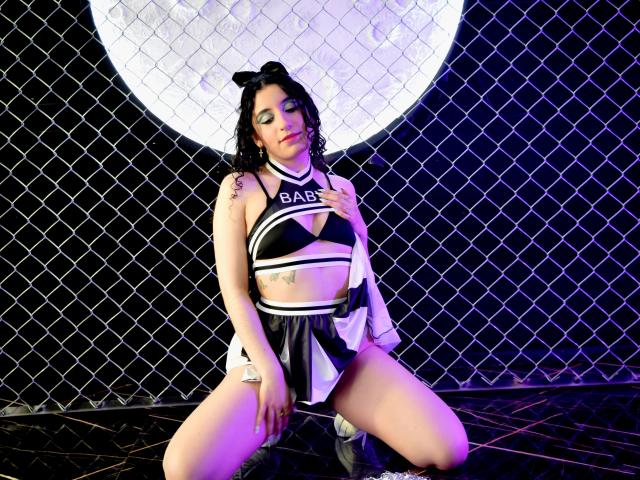 MaddieRousse - Live porn &amp; sex cam - 27565283