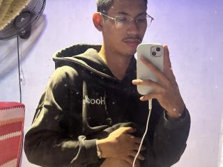 HiddenDesireAru - Live sex cam - 27566011