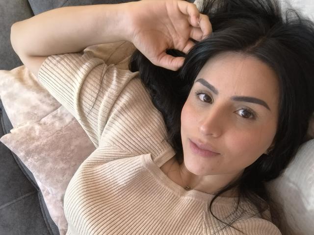 SaraWestt - Live sex cam - 27567845
