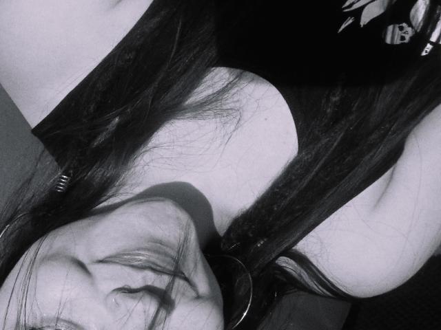 SophieHill - Live sex cam - 27570134