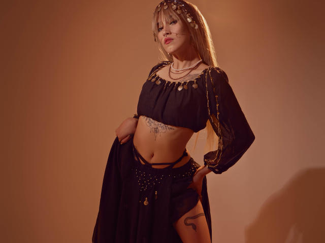 OliviaMonroe - Live porn &amp; sex cam - 27570526