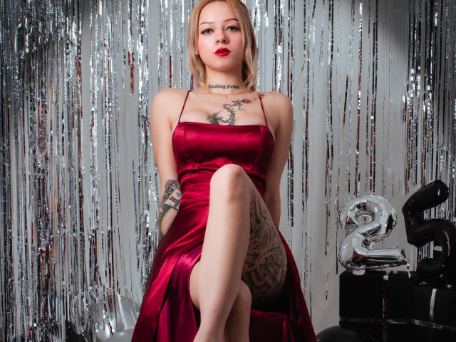 MiaValentine - Live porn &amp; sex cam - 27572976