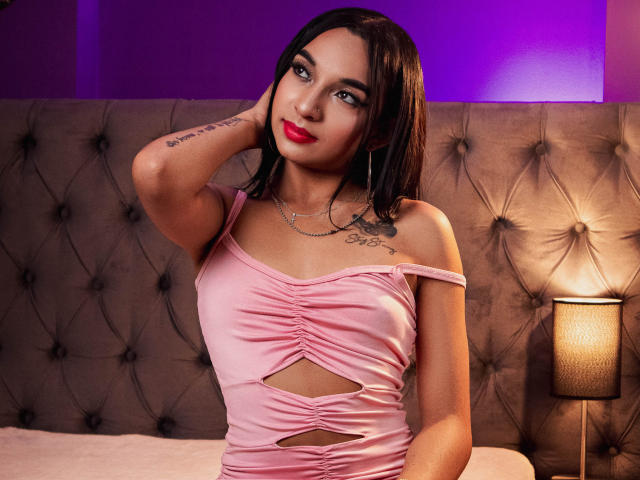 SophiaBella - Live porn &amp; sex cam - 27573004