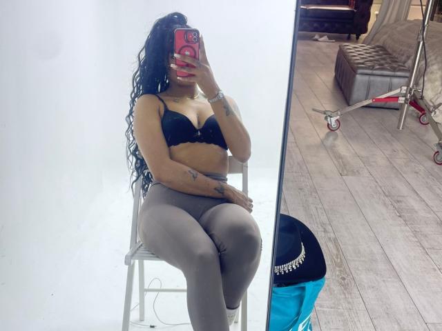 EmmaEbony - Sexe cam en vivo - 27574824