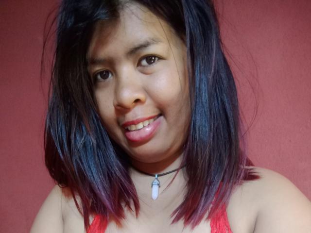 MariahSquirting69 - Live sex cam - 27575083