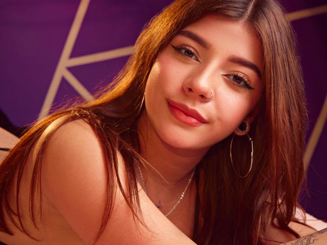 ChloeDavis - Live porn &amp; sex cam - 27577001
