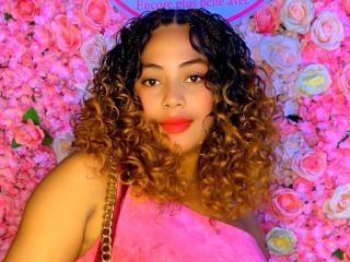 FameSweet - Live porn &amp; sex cam - 27577638